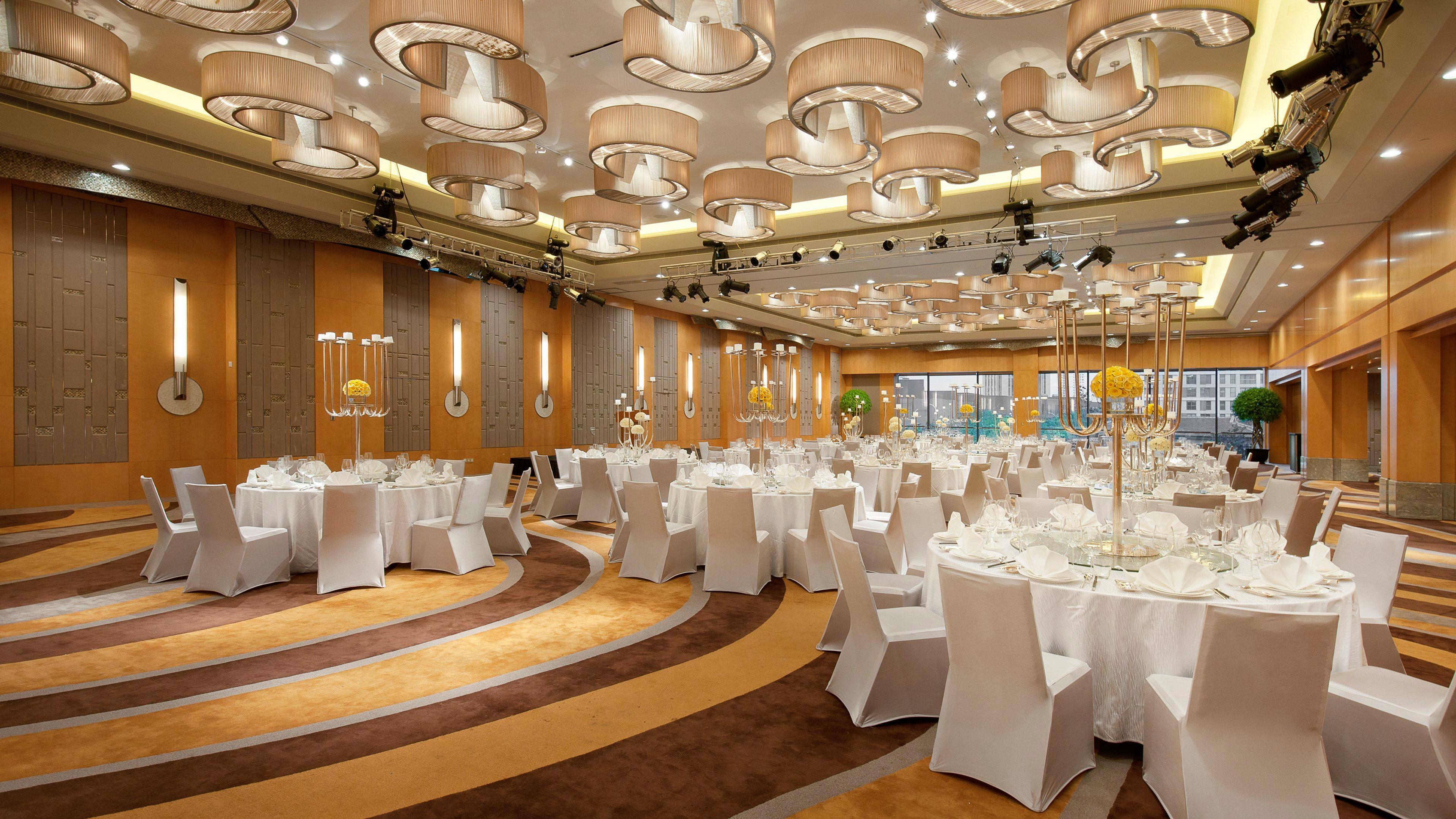 Intercontinental Shanghai Expo By Ihg Екстериор снимка