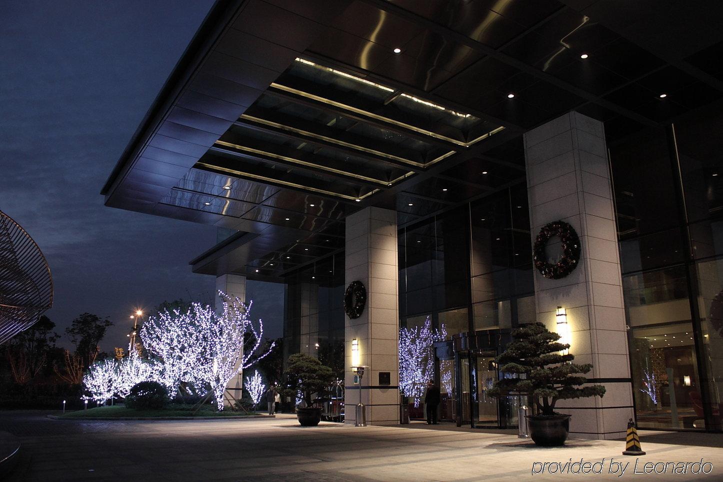 Intercontinental Shanghai Expo By Ihg Екстериор снимка